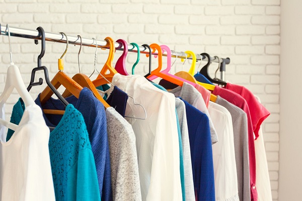 5 Maßnahmen für günstige, nachhaltige Kleidung