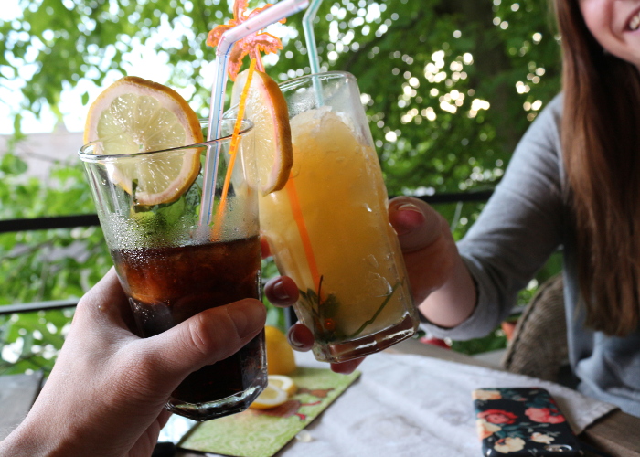 [Bezahlte Anzeige] Studentenparty zu Hause mit Käfer Frozen Cocktails